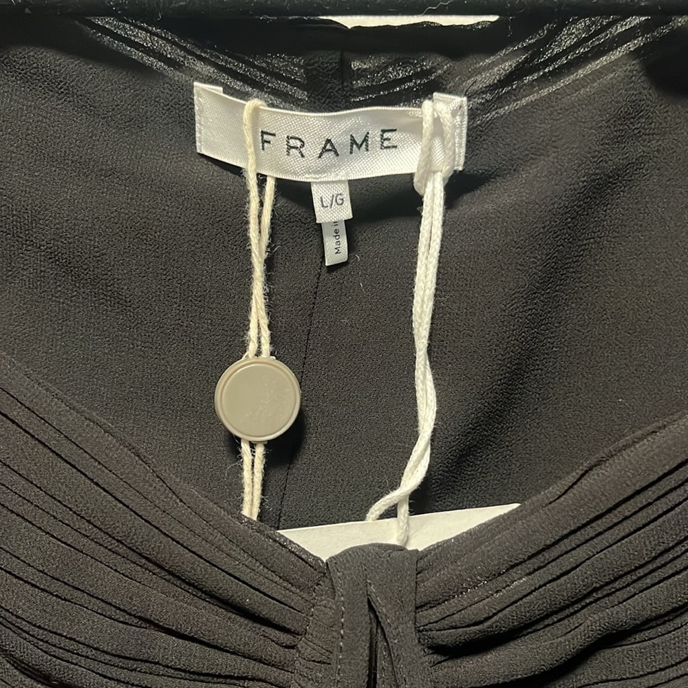 FRAME (NWT) Gathered Keyhole Tie Neck Top, Plissé-Crepe, Size L - Picture 10 of 16